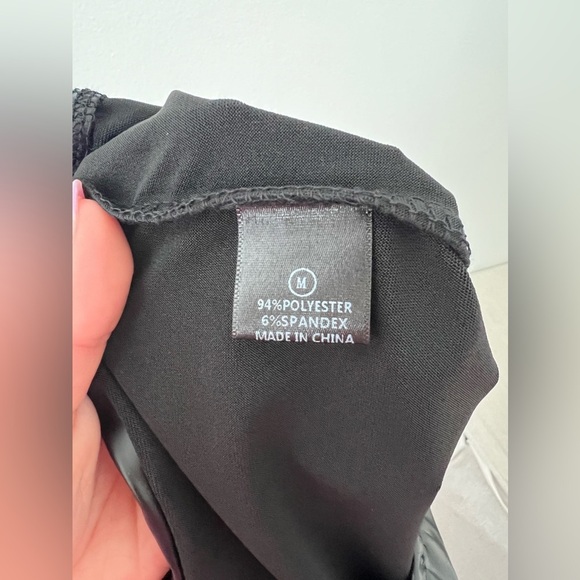 ‼️FINAL SALE MUST GO‼️🩷✨NWT BIKE SHORTS SIZE “M”✨🩷 - Picture 4 of 4